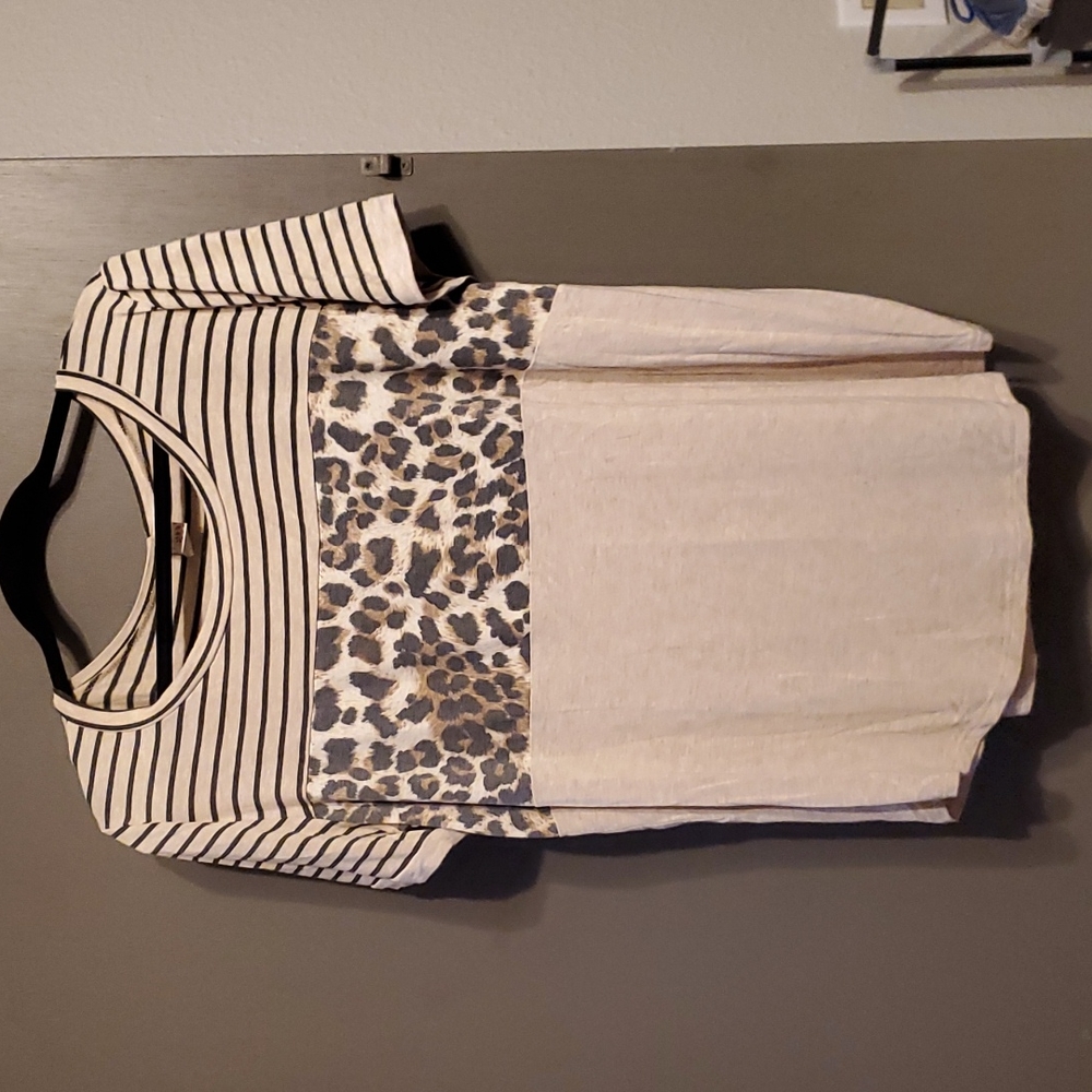 7th Ray lightweight t-shirt